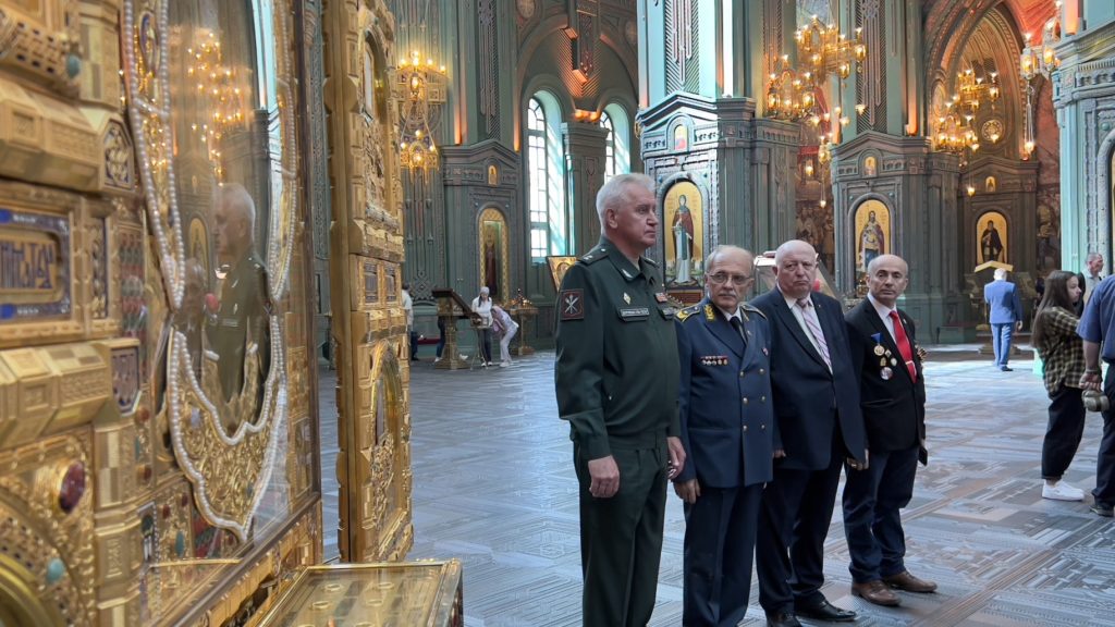 Икона «Ясеновацких Новомученников» в дар храму Икона «Ясеновацких Новомученников» в дар храму