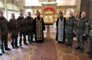 Священник придаёт смысл всему происходящему в жизни война
