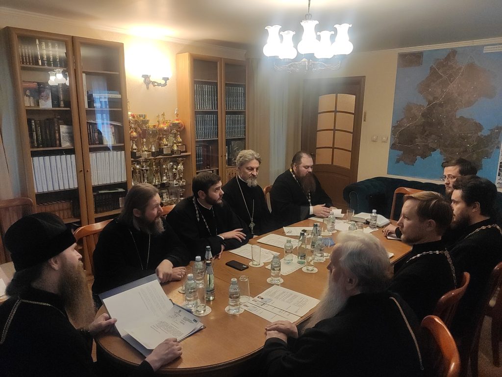 Заседание совета викариатства Новых территорий Заседание совета викариатства Новых территорий