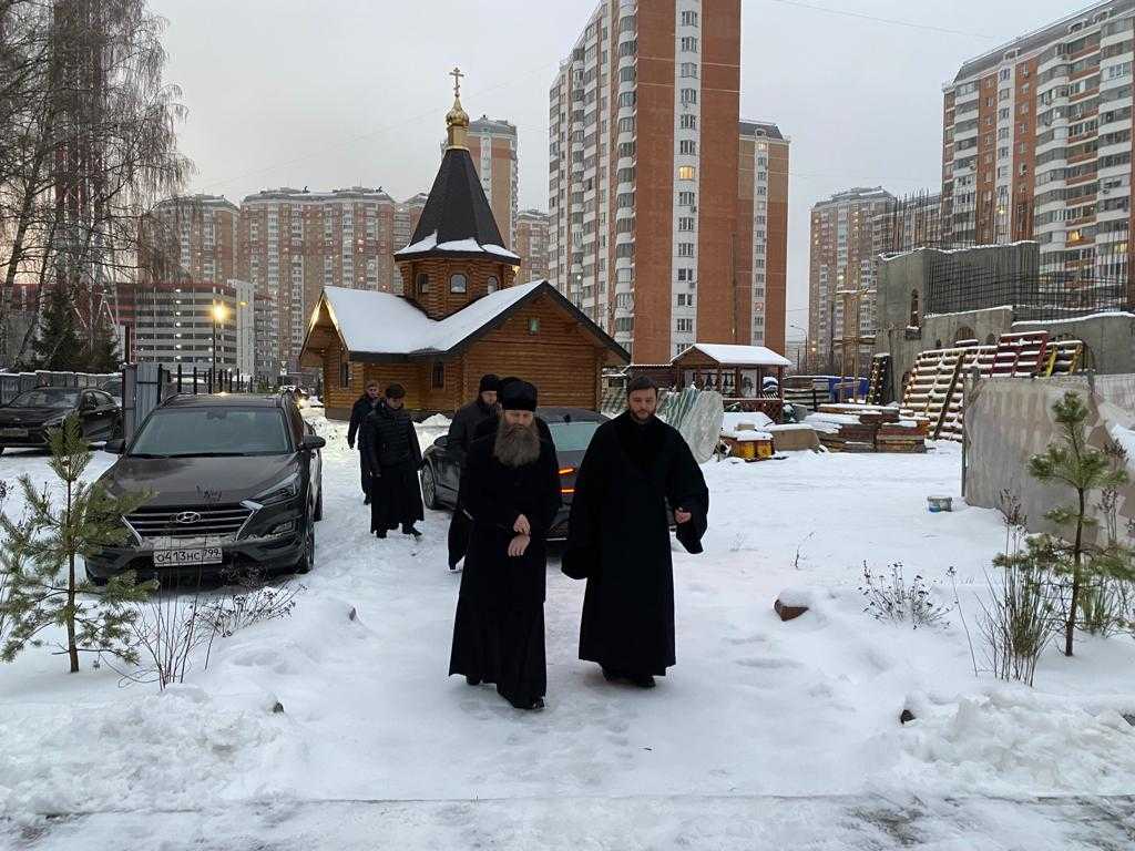 Визит архипастыря в г. Московский Визит архипастыря в г. Московский