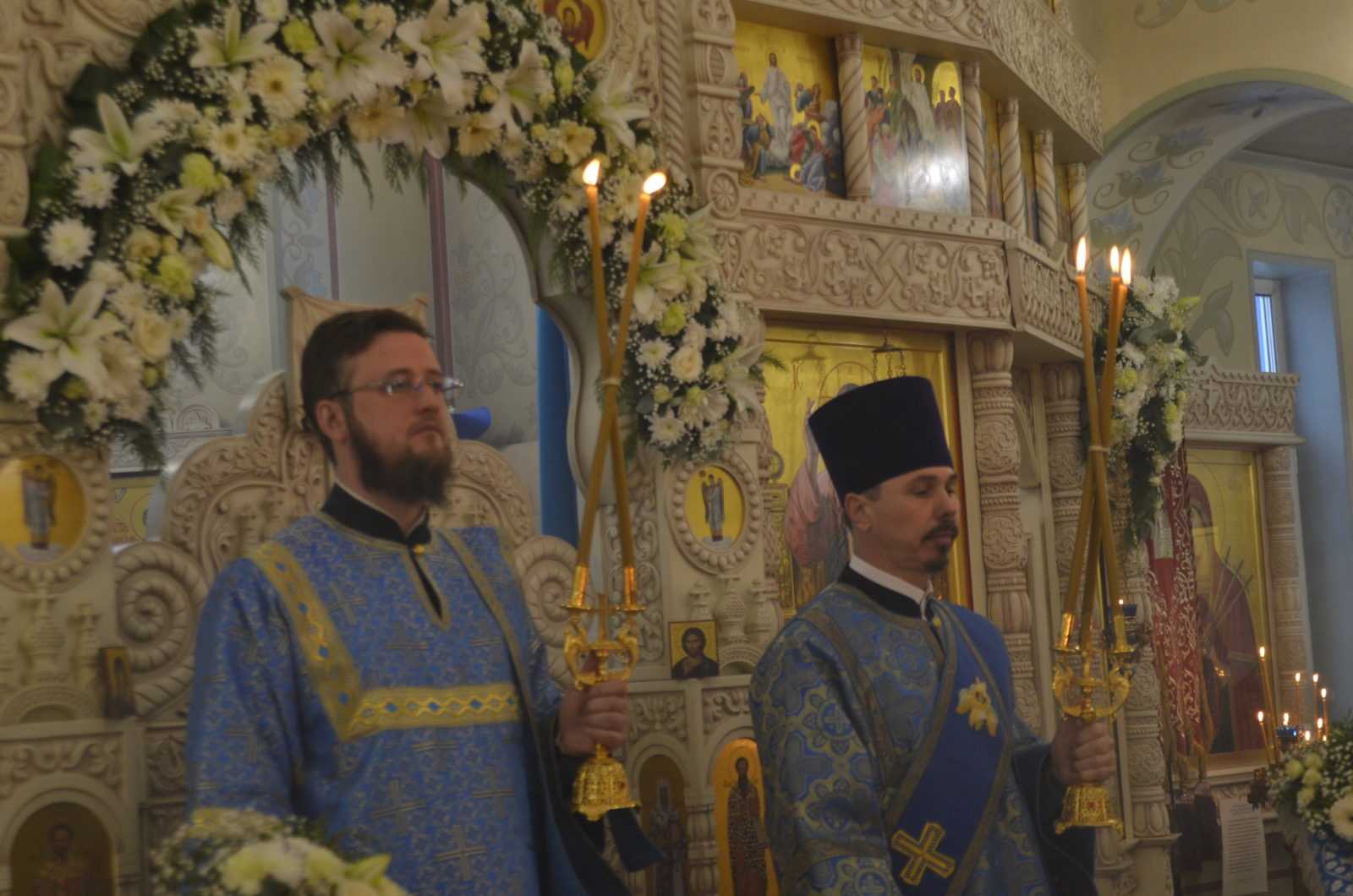 Архиерейское богослужение в храме иконы Божией Матери «Скоропослушница» в Марьино