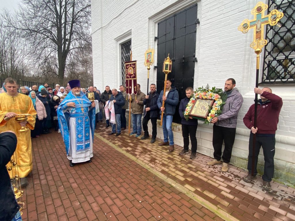 Престольный праздник и благотворительная ярмарка в Товарищево Престольный праздник и благотворительная ярмарка в Товарищево