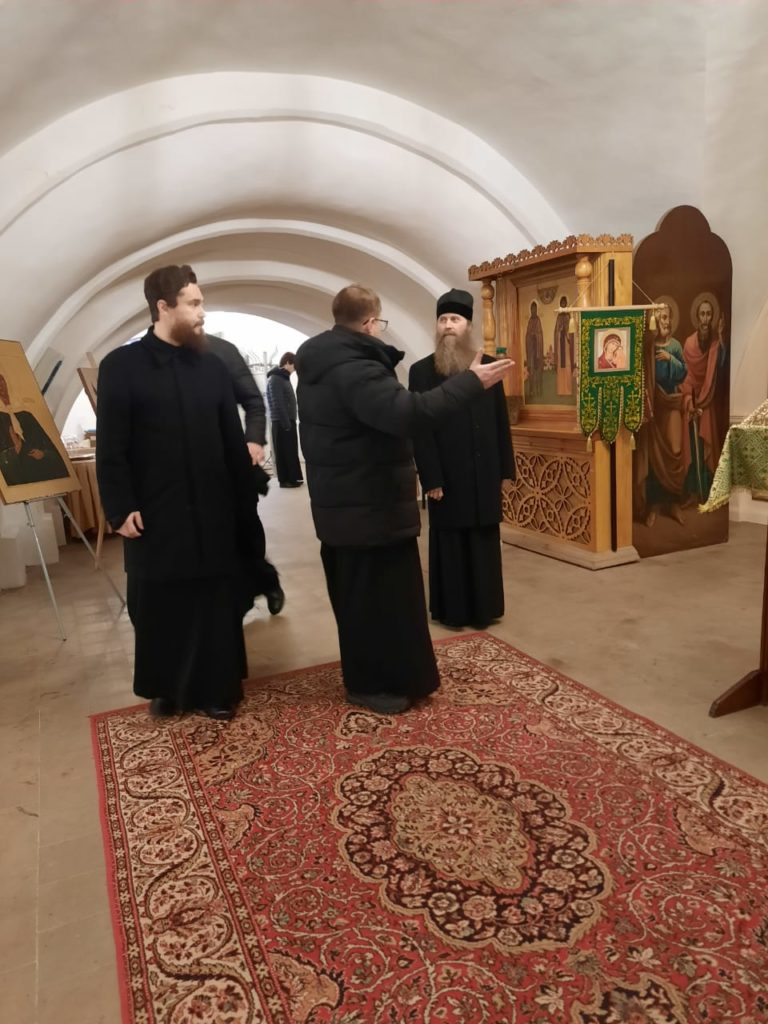 Владыка Силуан посетил храм Живоначальной Троицы в Филимонках Владыка Силуан посетил храм Живоначальной Троицы в Филимонках