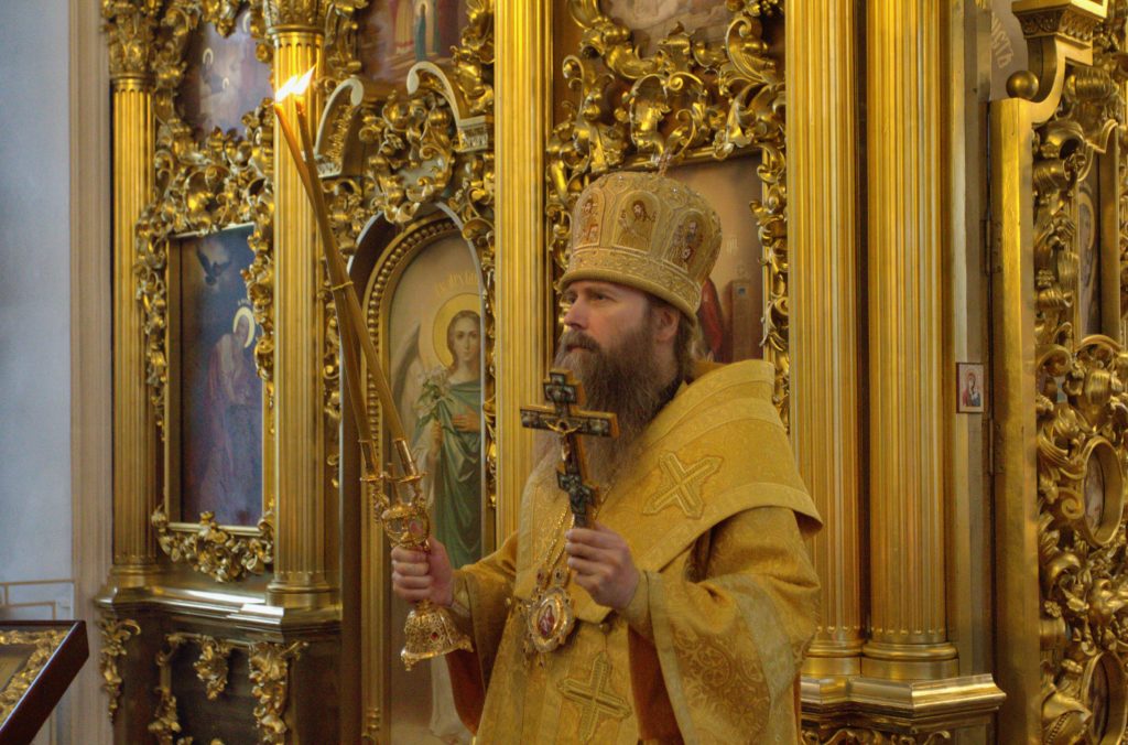 Архиерейское богослужение в храме святителя Николая Мирликийского в Кленове Архиерейское богослужение в храме святителя Николая Мирликийского в Кленове