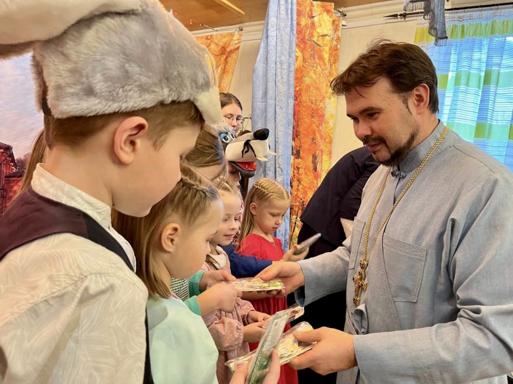 Праздник Воскресной школы Казанского храма в Сосенках Праздник Воскресной школы Казанского храма в Сосенках