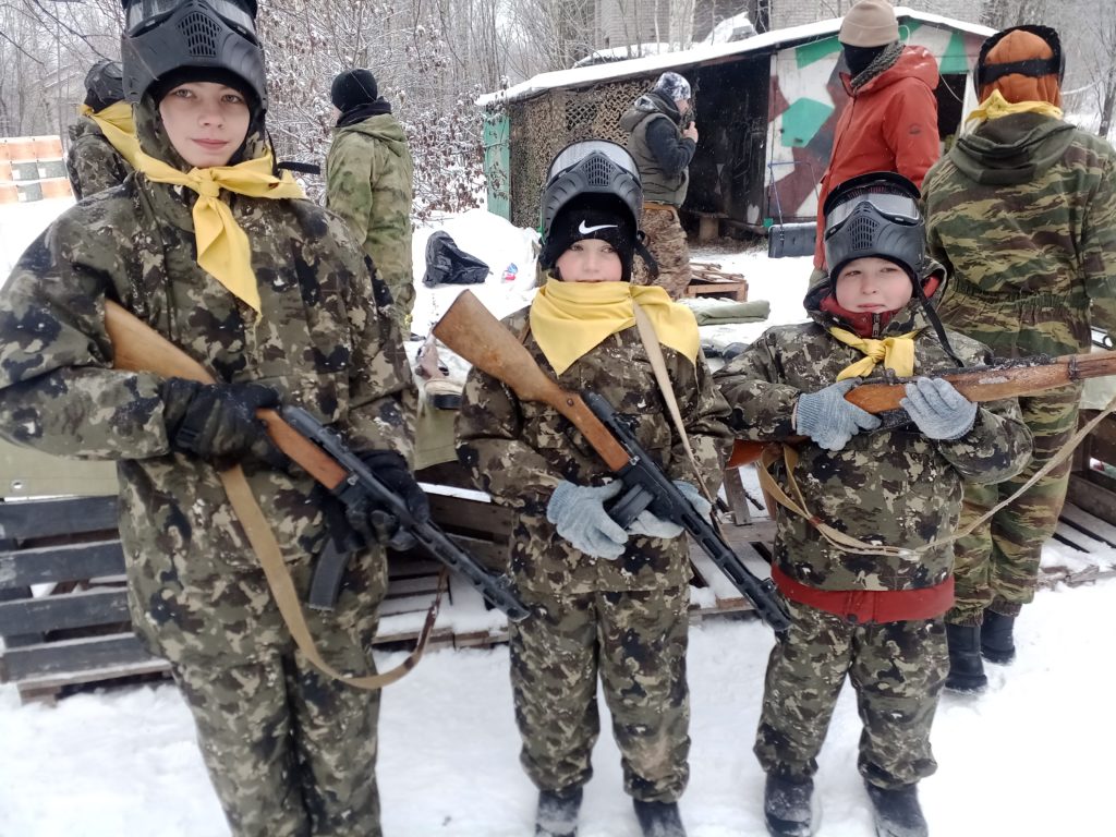 Военно-патриотический слёт молодежи в Ватутинках Военно-патриотический слёт молодежи в Ватутинках