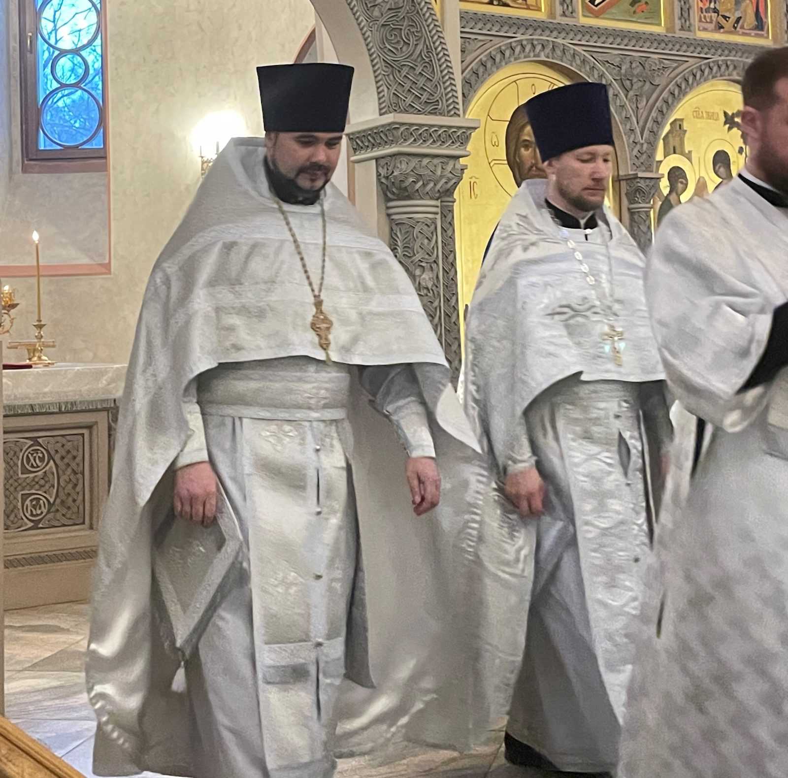 Вторая Архиерейская молодежная Литургия на Новых территориях г. Москвы Вторая Архиерейская молодежная Литургия на Новых территориях г. Москвы