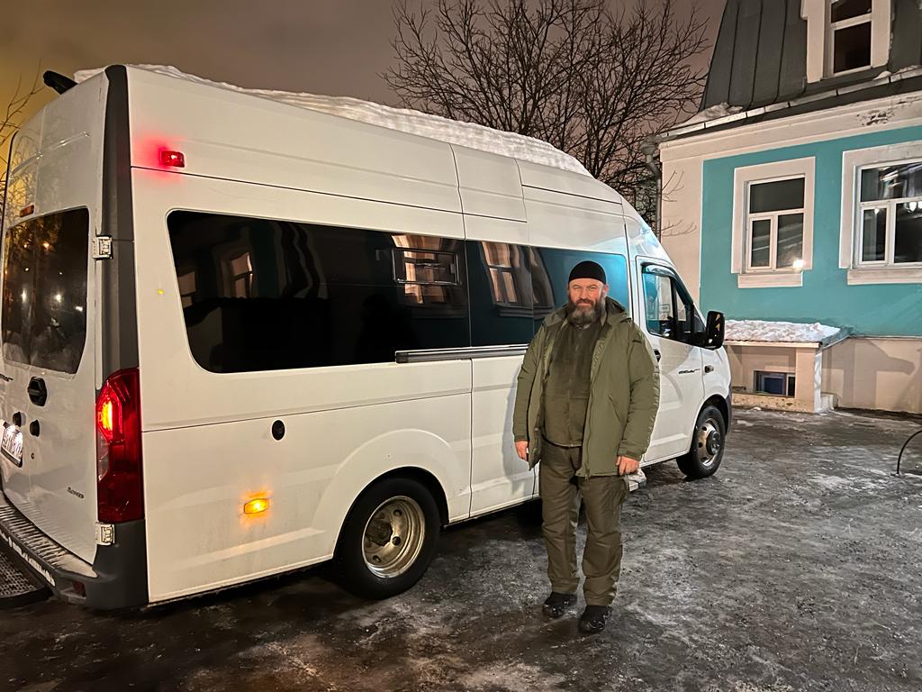 Своих не бросаем Своих не бросаем
