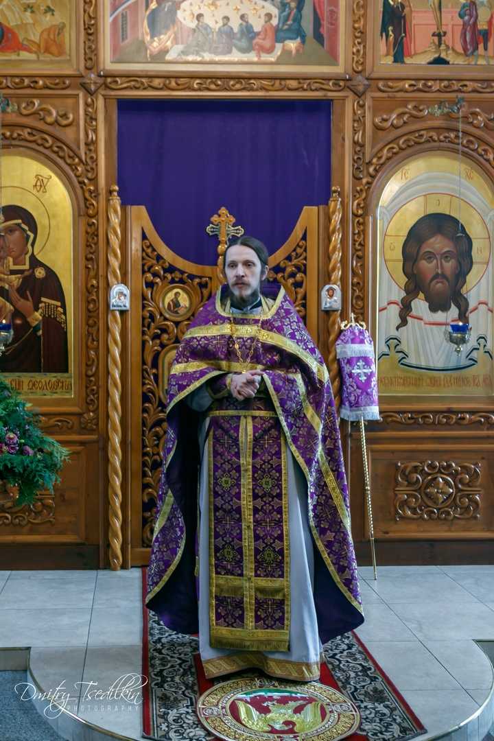 В храме Живоначальной Троицы в Ознобишине состоялось архиерейское богослужение В храме Живоначальной Троицы в Ознобишине состоялось архиерейское богослужение