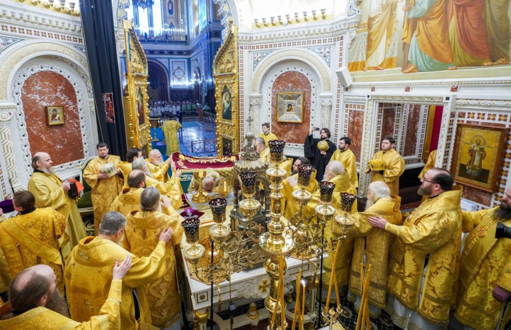В Неделю Торжества Православия Святейший Патриарх Кирилл совершил Литургию в Храме Христа Спасителя В Неделю Торжества Православия Святейший Патриарх Кирилл совершил Литургию в Храме Христа Спасителя